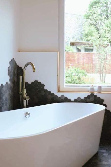 Superbe Appartement Avec Cheminee Verviers Buitenkant foto